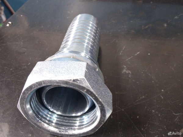 Фитинг для шланга рвд Ду32 BSP 1,1/4” 0гр