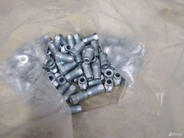 Штуцер М10*1,25 трубок тормозных